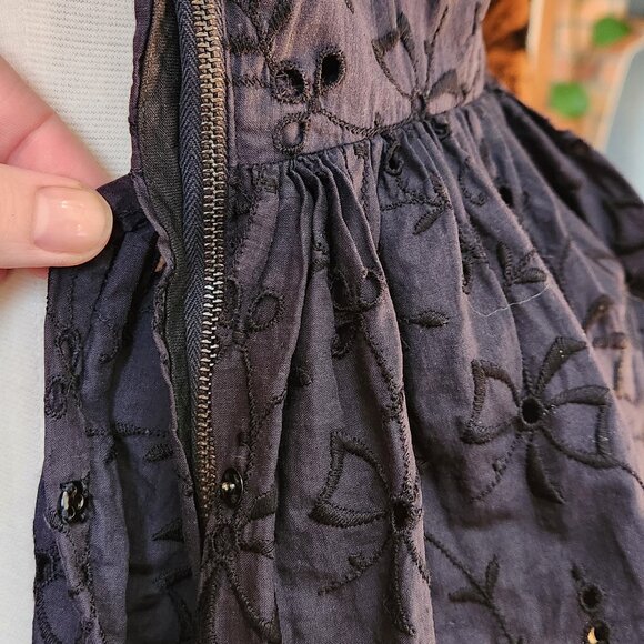 1940s Eyelet Peplum Dress - Picture 8 of 8